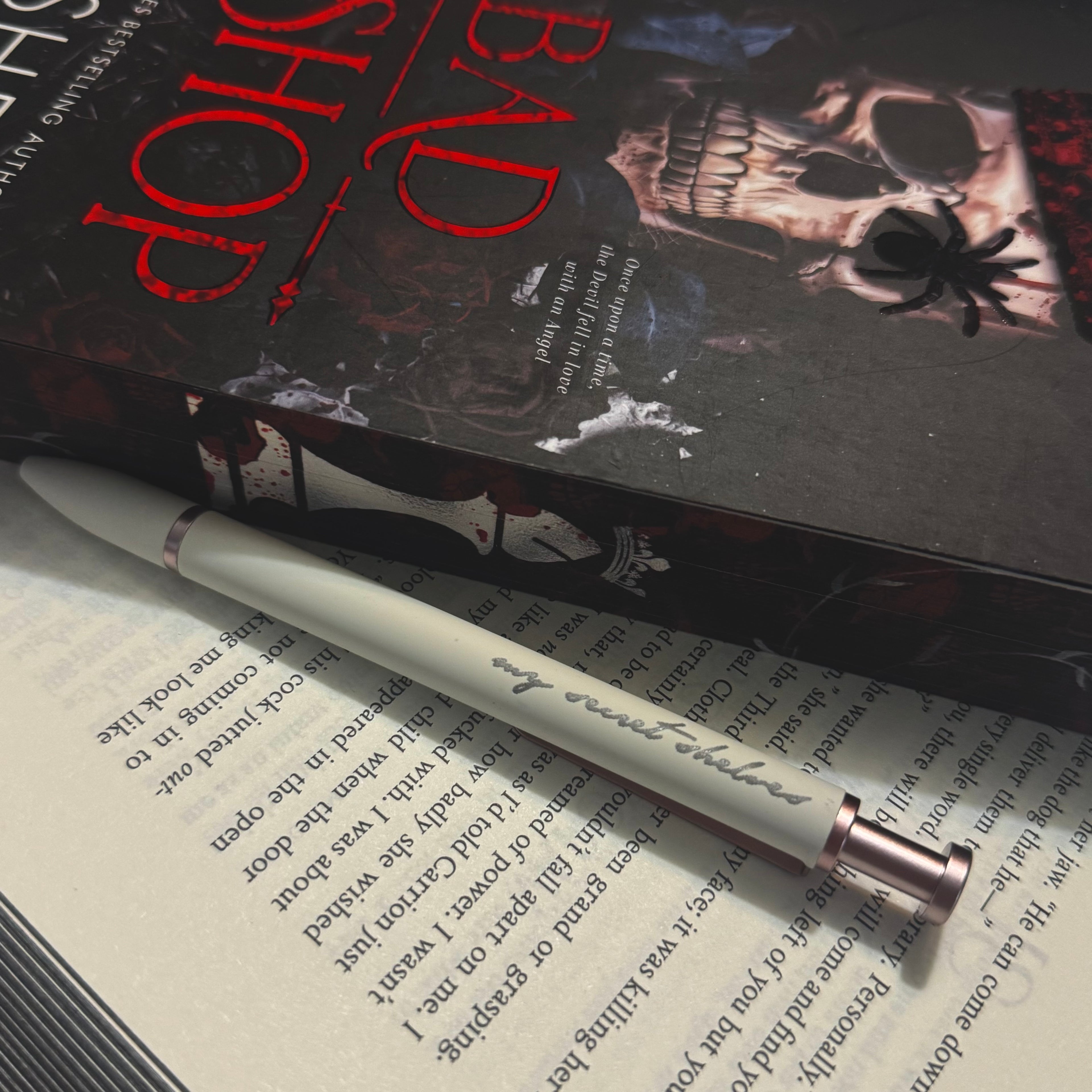 My Secret Shelves Pen